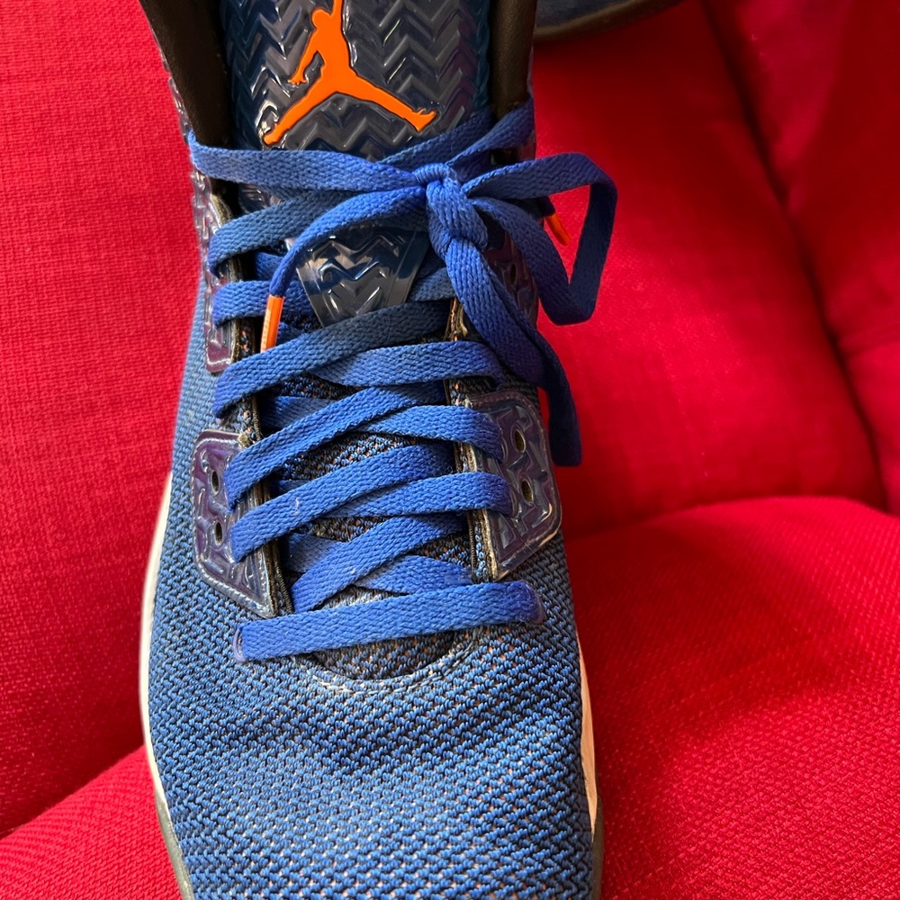 Nike Shoes - Picture 6 of 12